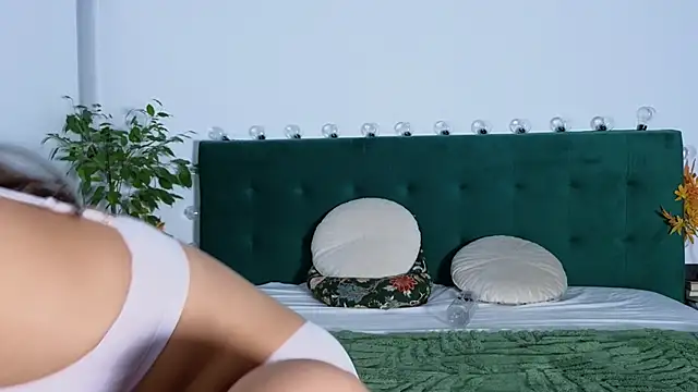 KimArts online show from September 2025 05:52:02 PM