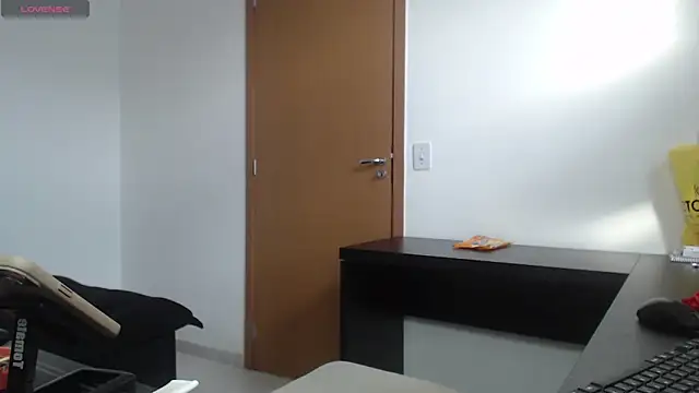 charlotbelucci  online show from October 2025 09:43:01 AM