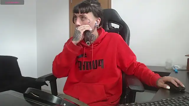 charlotbelucci  online show from October 2025 10:47:01 AM