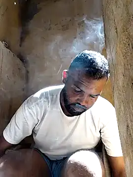 ListedLoin online show from October 2025 10:38:02 AM