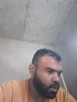 ListedLoin online show from October 2025 04:54:01 AM