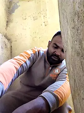 ListedLoin online show from February 2026 08:00:01 AM