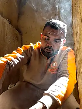 ListedLoin online show from February 2026 11:12:01 AM