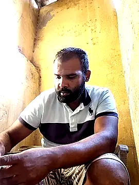 ListedLoin online show from November 2025 12:31:01 PM