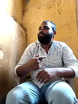 ListedLoin online show from November 2025 12:43:01 PM