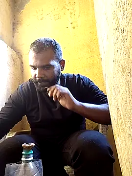 ListedLoin online show from November 2025 12:27:01 PM