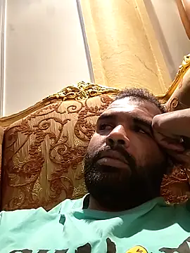 ListedLoin online show from November 2025 11:48:02 PM