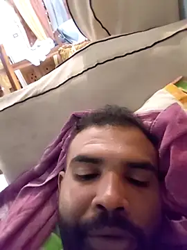 ListedLoin online show from November 2025 01:15:02 AM