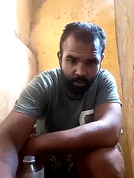 ListedLoin online show from November 2025 01:39:02 PM