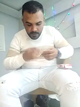 ListedLoin online show from March 2025 07:47:02 PM