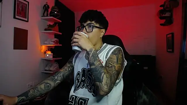 jung dragon online show from December 2025 04:14:01 AM