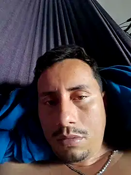 Snapshot of luissilva0071 chatting on March 2025 05:28:01 PM luissilva0071 online show from March 2025 05:28:01 PM
