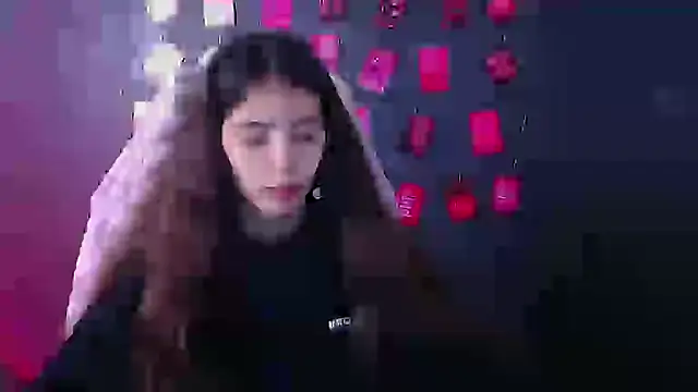 Snapshot of Aishell_ chatting on November 2025 06:18:02 AM Aishell online show from November 2025 06:18:02 AM