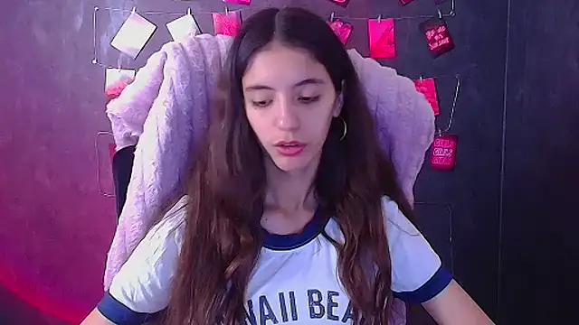 Snapshot of Aishell_ chatting on November 2025 12:43:02 PM Aishell online show from November 2025 12:43:02 PM