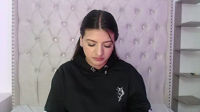 Abril Squirt online show from November 2025 02:37:02 AM