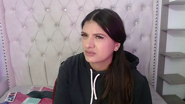 Abril Squirt online show from November 2025 10:31:02 PM