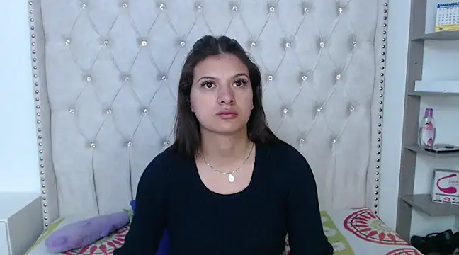 Snapshot of Abril_Squirt chatting on February 2025 02:53:01 AM Abril Squirt online show from February 2025 02:53:01 AM