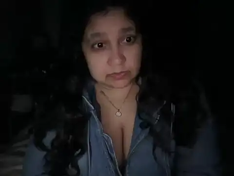 MelanieFawker online show from December 2025 01:42:01 AM