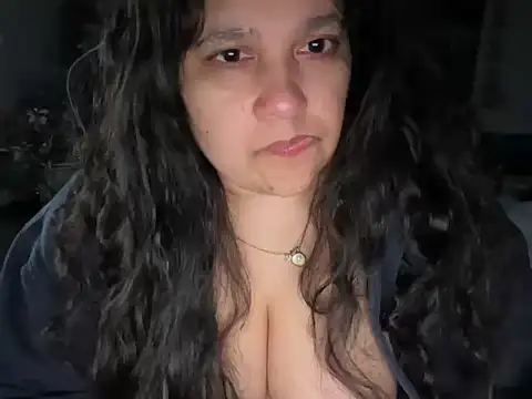 Snapshot of MelanieFawker chatting on November 2025 02:20:02 PM MelanieFawker online show from November 2025 02:20:02 PM