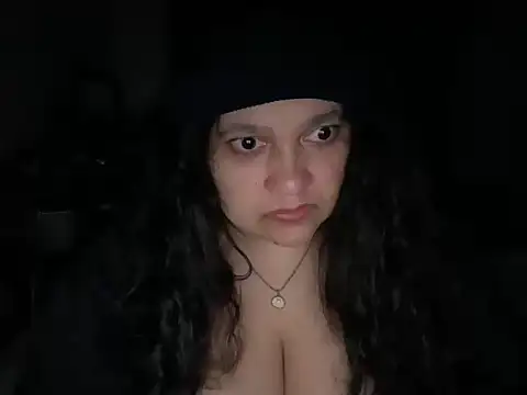 Snapshot of MelanieFawker chatting on November 2025 01:04:02 PM MelanieFawker online show from November 2025 01:04:02 PM