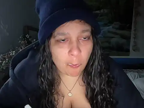 Snapshot of MelanieFawker chatting on October 2025 01:58:02 PM MelanieFawker online show from October 2025 01:58:02 PM