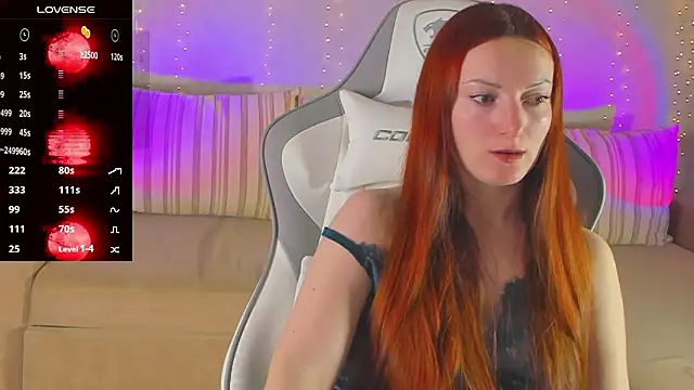 Snapshot of FlamyGold chatting on February 2026 01:28:02 AM FlamyGold online show from February 2026 01:28:02 AM