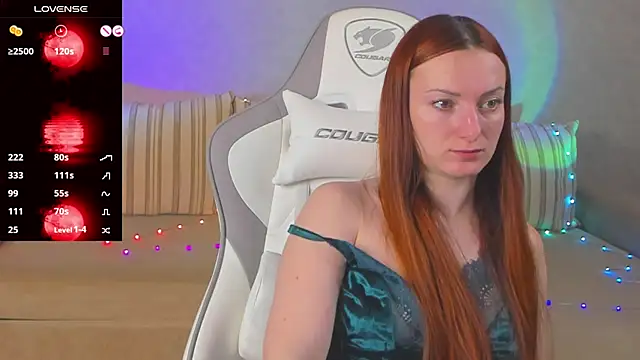 FlamyGold online show from December 2025 01:33:01 AM