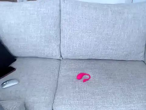 Mochamammy online show from April 2026 01:17:01 PM