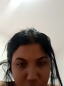 Snapshot of Sharifmel chatting on January 2025 04:22:01 PM Sharifmel online show from January 2025 04:22:01 PM
