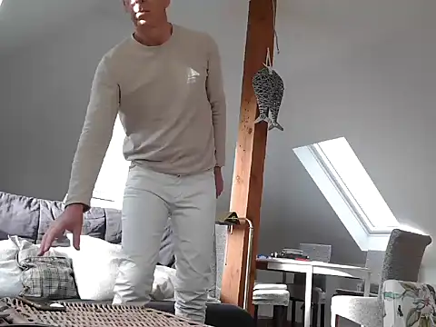 maxmueller321 online show from March 2026 08:58:01 AM