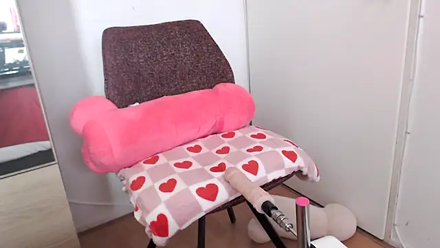 wandinha24 online show from April 2026 04:46:01 PM