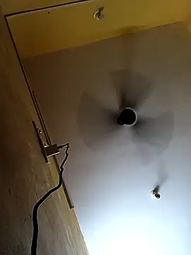 Tamil boy age28 online show from November 2025 01:20:01 AM