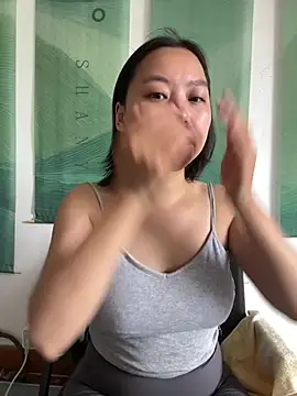 Eliza-E online show from April 2026 01:51:02 AM