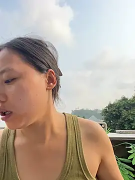 Eliza-E online show from April 2026 12:13:02 AM