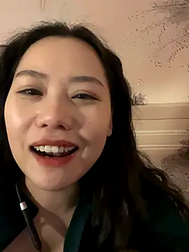 Eliza-E online show from January 2026 02:11:02 PM