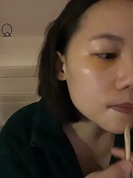 Eliza-E online show from February 2026 01:01:01 AM