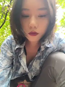 Eliza-E online show from April 2026 02:27:02 AM