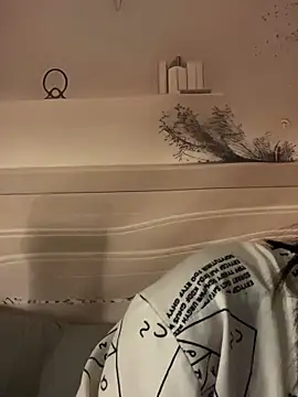 Eliza-E online show from February 2026 11:34:02 PM