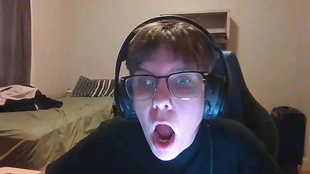 KaliSnow199623 online show from October 2025 04:22:02 AM