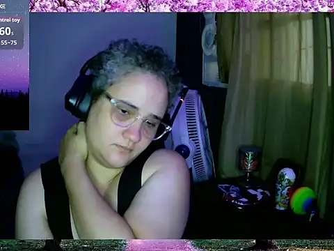 lolalicious 758 online show from September 2025 11:36:01 AM