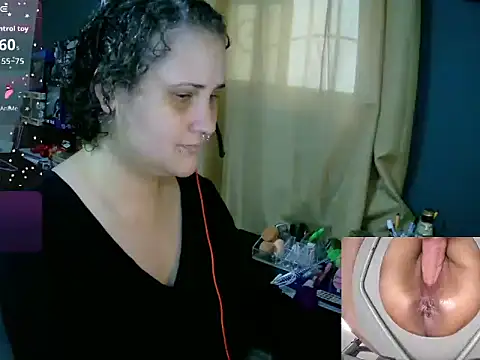 Snapshot of lolalicious_758 chatting on May 2026 09:11:02 PM lolalicious 758 online show from May 2026 09:11:02 PM