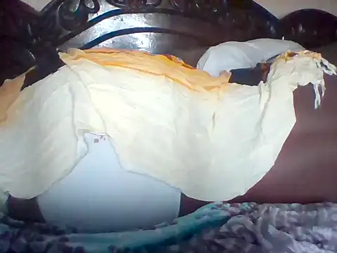 Snapshot of missarpie chatting on December 2025 11:49:01 PM missarpie online show from December 2025 11:49:01 PM