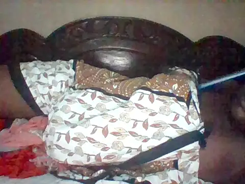 Snapshot of missarpie chatting on March 2026 05:40:01 PM missarpie online show from March 2026 05:40:01 PM