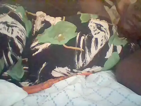 Snapshot of missarpie chatting on December 2025 07:24:02 AM missarpie online show from December 2025 07:24:02 AM