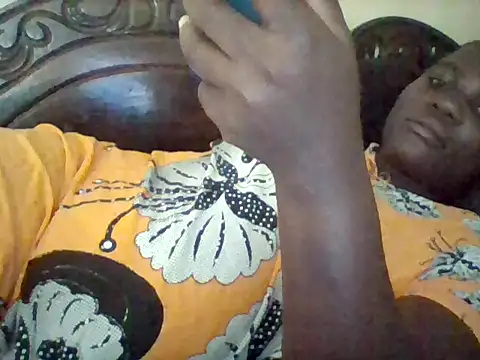 missarpie online show from April 2026 06:09:01 AM