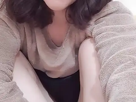 Snapshot of Pink_cream chatting on February 2025 02:21:01 PM Pink cream online show from February 2025 02:21:01 PM