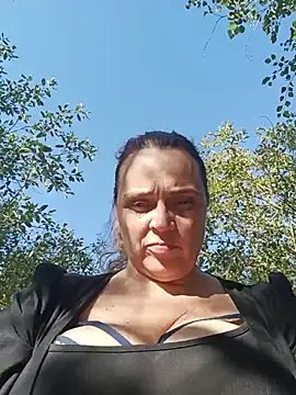 hugebobbs online show from July 2026 03:31:02 PM