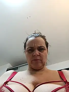 hugebobbs online show from March 2026 07:19:02 AM