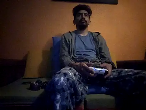 Angel Coronel online show from February 2025 01:10:01 AM