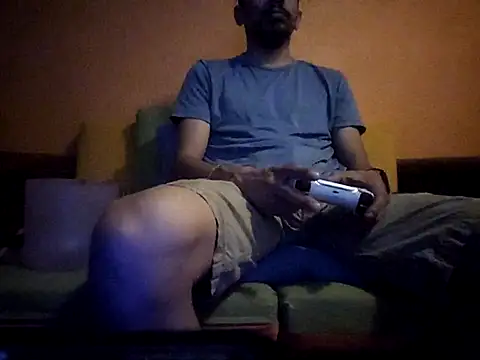 Angel Coronel online show from February 2025 05:19:02 AM